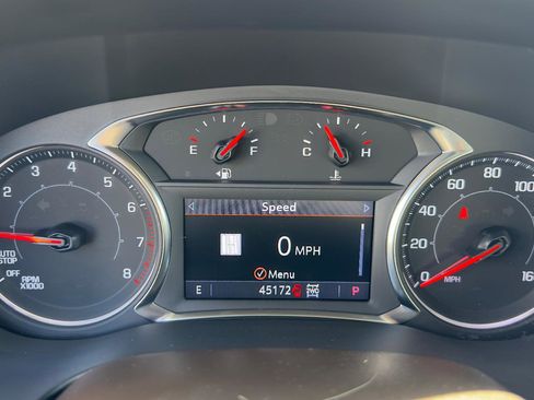 Used 2023 GMC Acadia SLT image 21