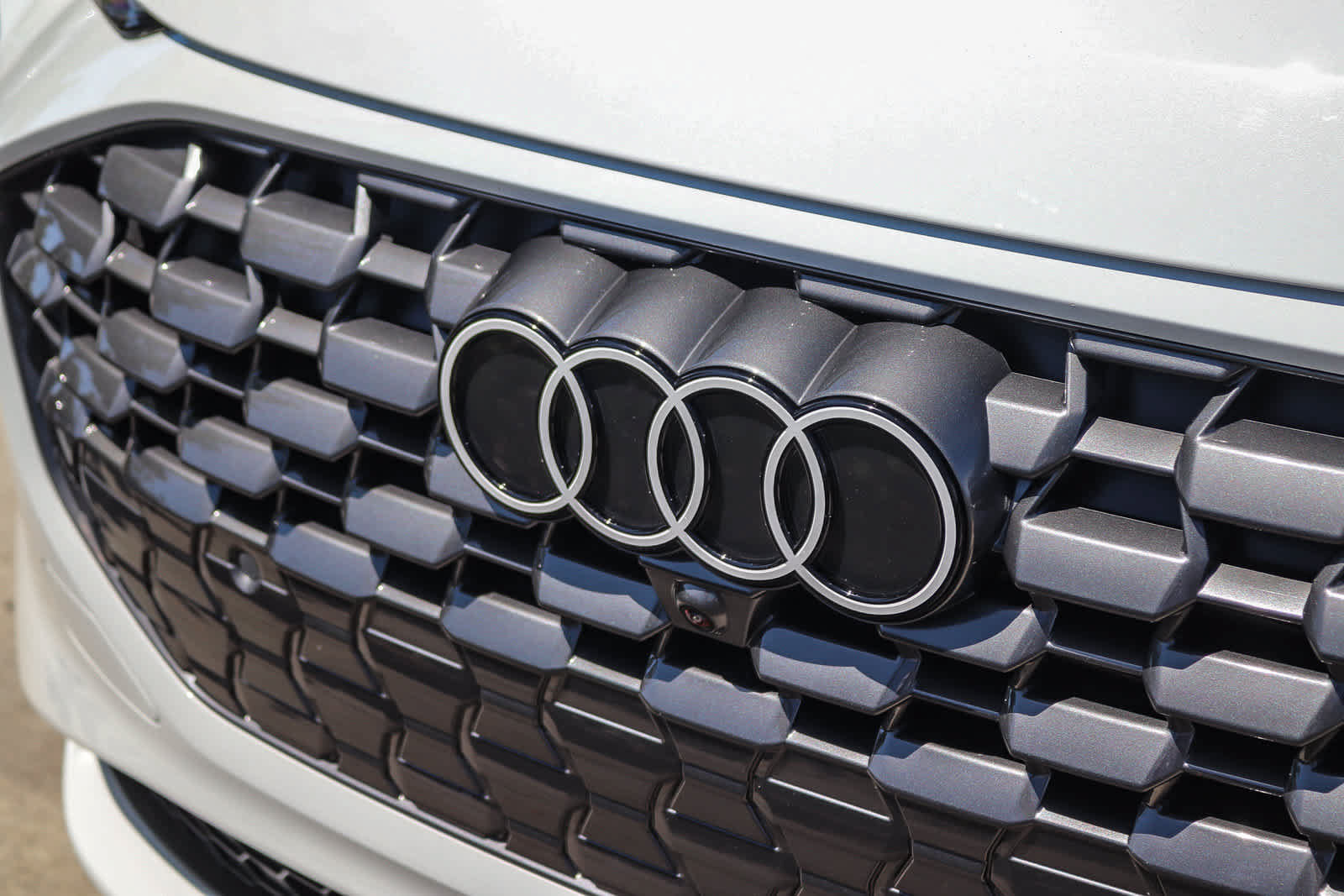 Used 2025 Audi Q5 Premium AWD/4WD image 10