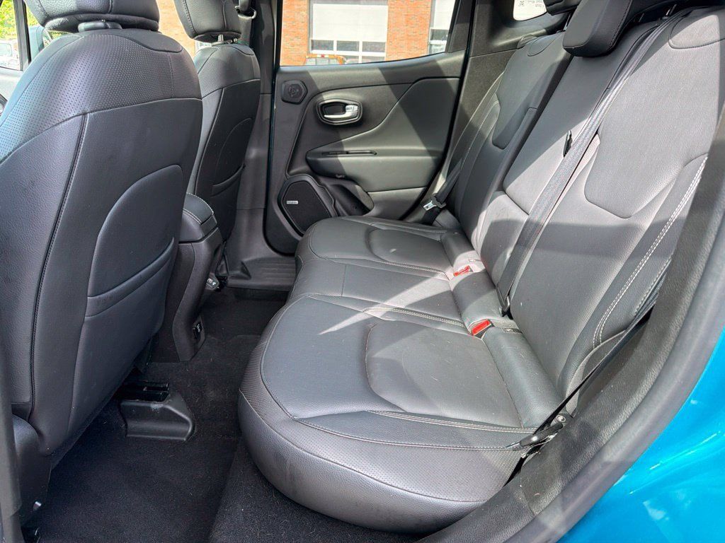 Used 2021 Jeep Renegade Limited w/ Sun & Sound Group AWD/4WD image 28