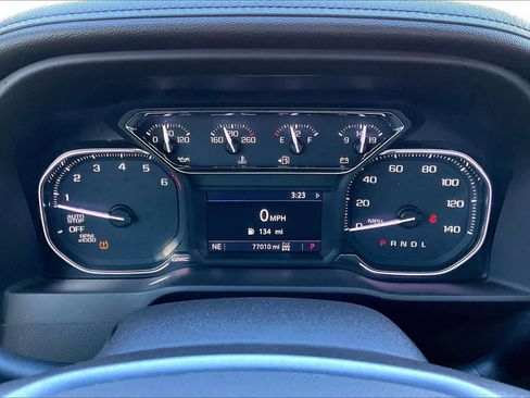 Used 2019 GMC Sierra 1500 SLT w/ SLT Premium Package image 25