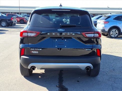 Used 2023 Ford Escape Active image 4