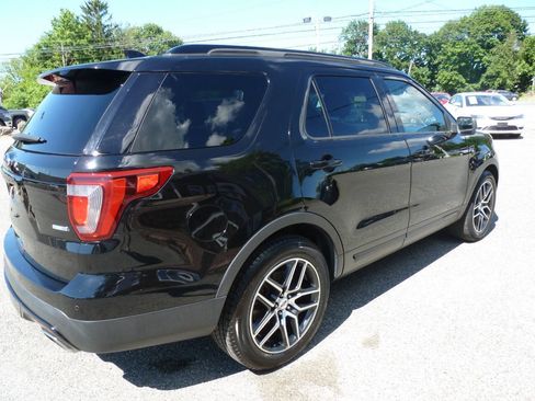 Used 2017 Ford Explorer Sport AWD/4WD image 8
