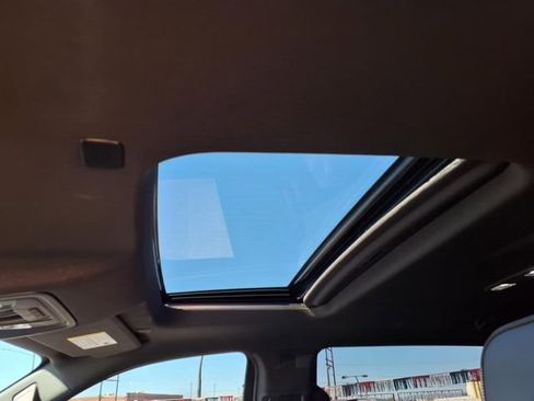 Used 2025 Chevrolet Silverado 1500 High Country w/ Technology Package AWD/4WD image 11