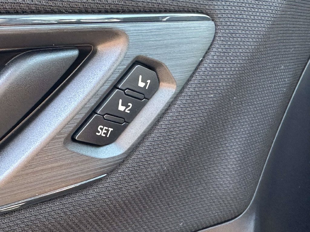 New 2026 Subaru Outback Limited AWD/4WD image 32