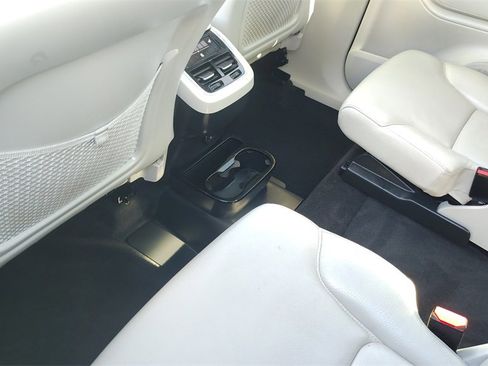 Used 2023 Volvo XC90 B6 Plus w/ Protection Package Premier image 29