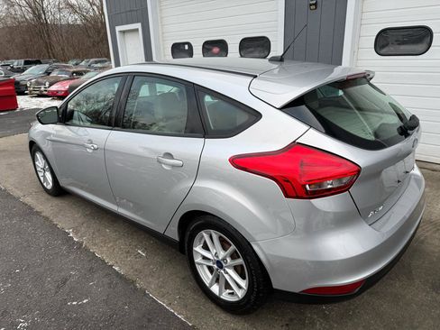 Used 2016 Ford Focus SE image 6
