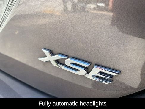 Used 2023 Toyota Camry XSE FWD image 14