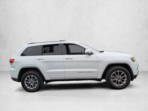 Used 2014 Jeep Grand Cherokee Limited w/ Luxury Group II RWD image 4