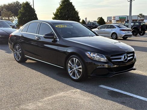 Used 2016 Mercedes-Benz C 300 Sedan image 6