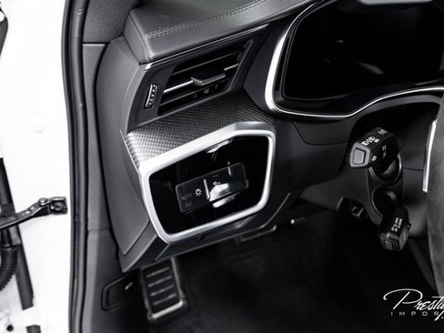 Used 2022 Audi RS 6 w/ Executive Package image 28