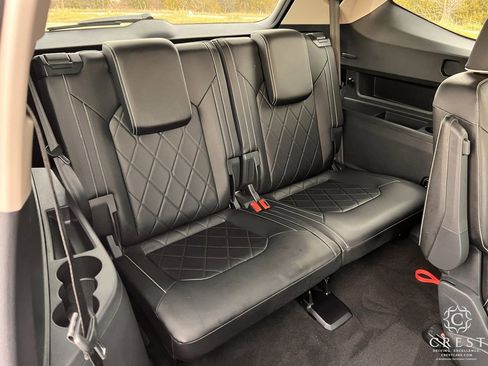 Used 2024 Volkswagen Atlas SEL Premium R-Line image 30