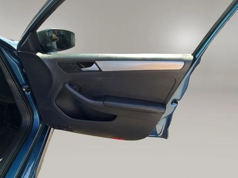 Used 2015 Volkswagen Jetta SE image 20