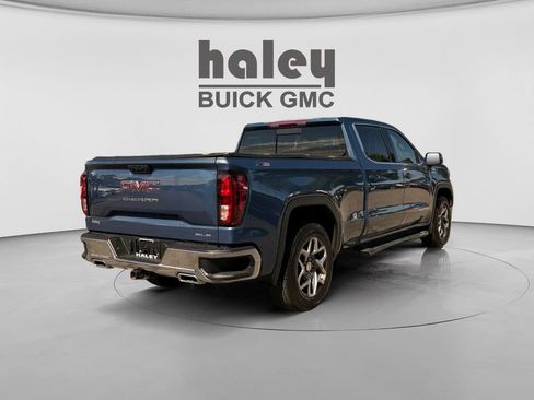 Used 2024 GMC Sierra 1500 SLE w/ Preferred Package AWD/4WD image 5