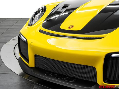 Used 2019 Porsche 911 GT2 RS RWD image 12