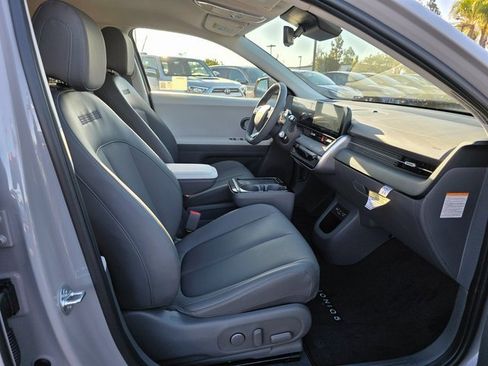Used 2025 Hyundai Ioniq 5 SEL image 10