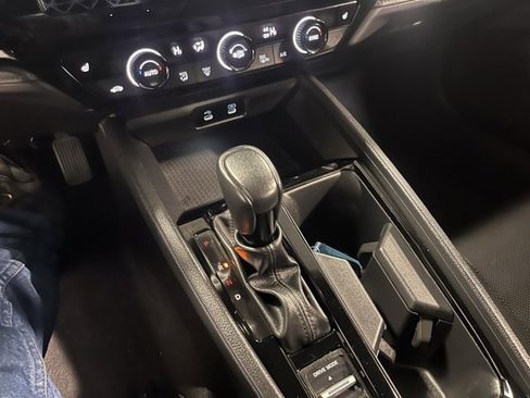 Used 2024 Honda Accord EX-L image 28