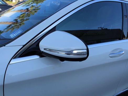 Used 2019 Mercedes-Benz S 450 Sedan image 12