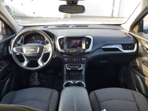 Used 2023 GMC Terrain SLE w/ Driver Convenience Package FWD image 11
