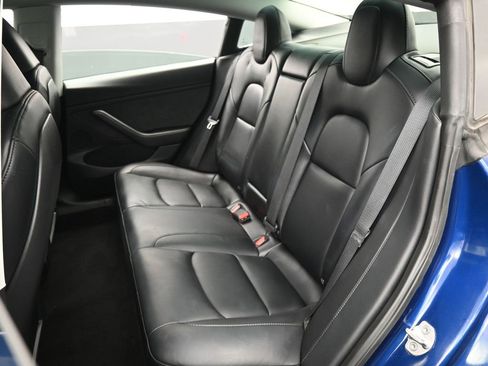 Used 2023 Tesla Model 3 Standard Range RWD image 27