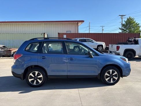 Used 2018 Subaru Forester 2.5i w/ Protection Package #1 AWD/4WD image 7
