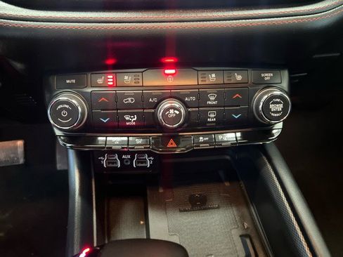 Used 2024 Dodge Durango R/T image 27