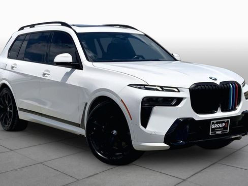 Used 2023 BMW X7 xDrive40i w/ Executive Package AWD/4WD image 3
