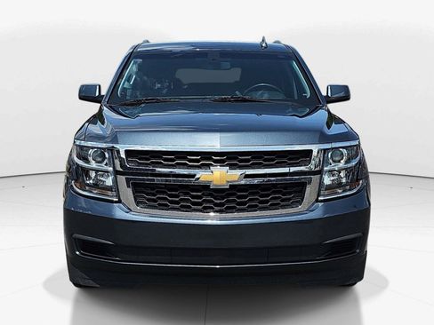Used 2019 Chevrolet Suburban LS RWD image 9