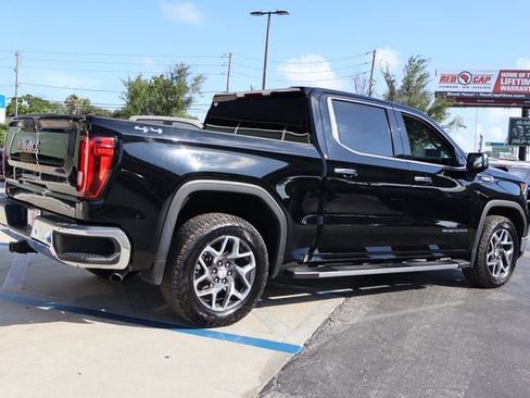 Used 2023 GMC Sierra 1500 SLT w/ SLT Premium Package AWD/4WD image 8