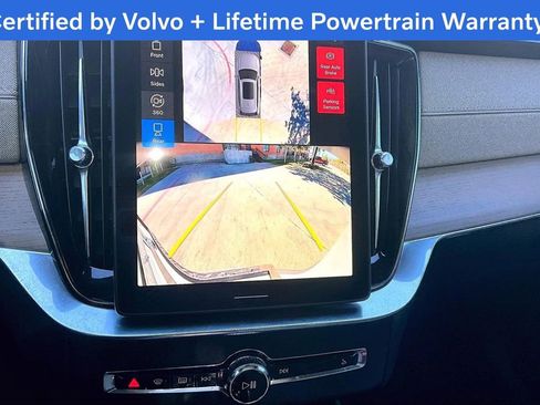 Used 2025 Volvo XC90 B6 Plus image 30