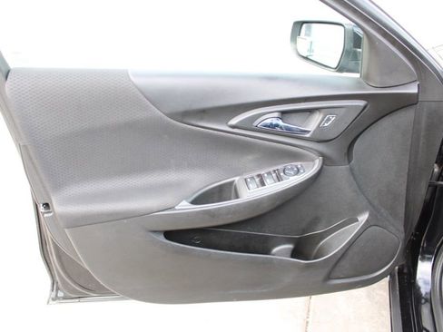 Used 2020 Chevrolet Malibu RS w/ LPO, Convenience Package 2 image 18