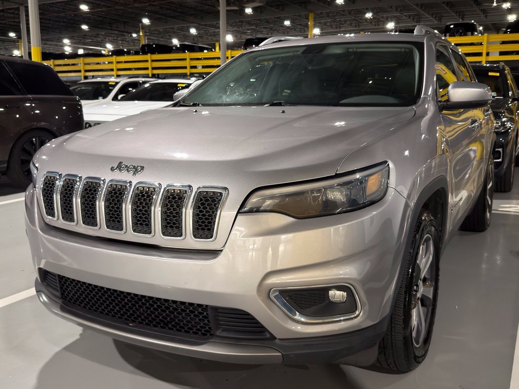 Used 2019 Jeep Cherokee Limited AWD/4WD image 1
