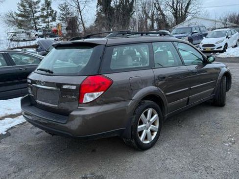 Used 2008 Subaru Outback 2.5i image 7