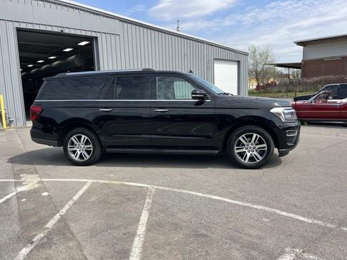 Used 2024 Ford Expedition Max Limited image 2