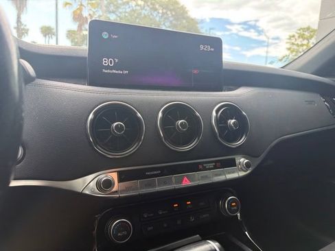 Used 2022 Kia Stinger GT-Line w/ Sun & Sound Package RWD image 8