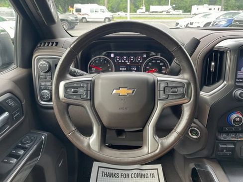 Used 2022 Chevrolet Silverado 1500 LTZ w/ LTZ Premium Package AWD/4WD image 18