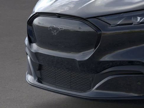 New 2025 Ford Mustang Mach-E Premium image 17