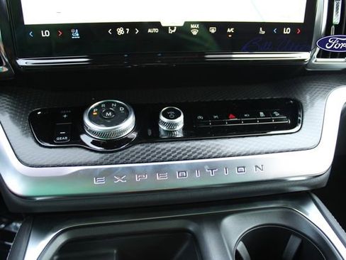 New 2025 Ford Expedition Platinum w/ Stealth Appearance Package image 14