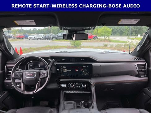 Used 2025 GMC Sierra 2500 AT4 AWD/4WD image 14