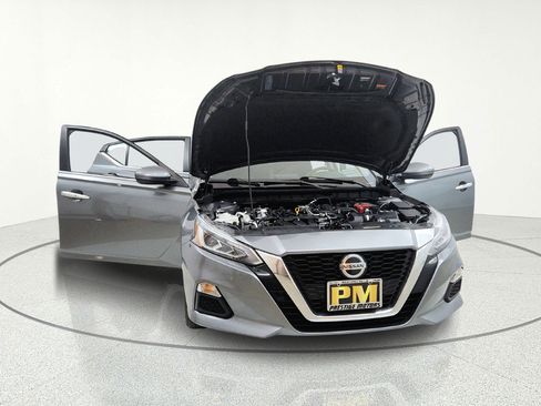 Used 2022 Nissan Altima 2.5 SV AWD/4WD image 12