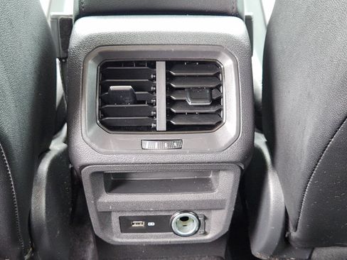 Used 2019 Volkswagen Tiguan S FWD image 30