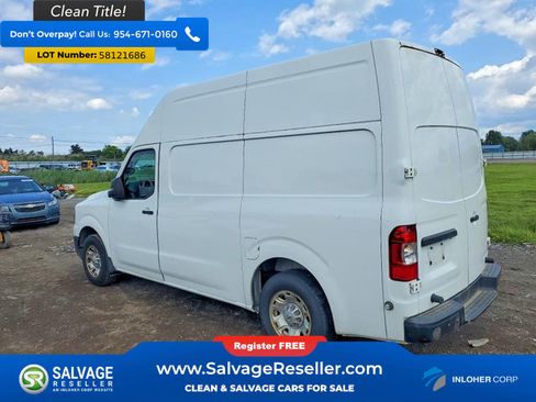 Used 2017 Nissan NV 2500 SV w/ Technology Package RWD image 3