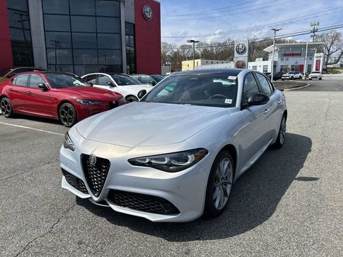 New 2026 Alfa Romeo Giulia AWD w/ Driving Assist Package image 4