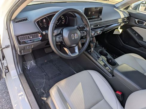 Used 2024 Honda Civic EX-L image 12