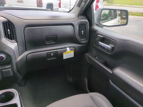 Certified 2026 Chevrolet Silverado 1500 Custom RWD image 16