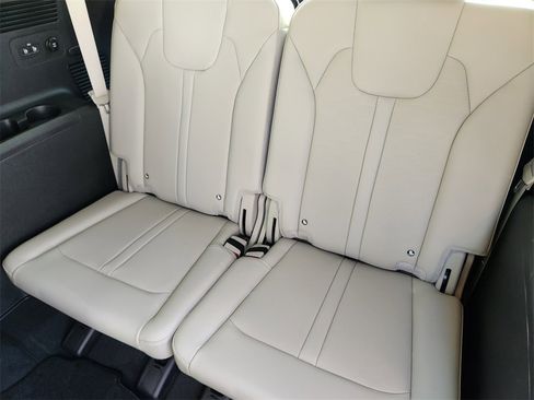 New 2026 Kia Sorento SX image 21