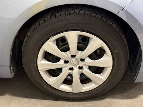 Used 2023 Toyota Corolla LE image 16