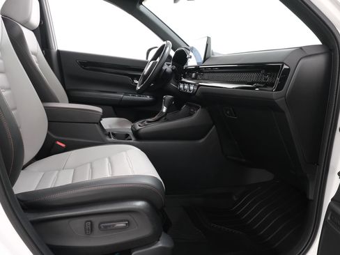 Used 2026 Honda CR-V Sport Touring image 40