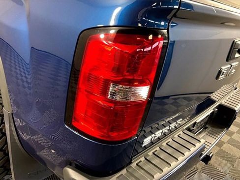 Used 2017 GMC Sierra 1500 SLE image 24