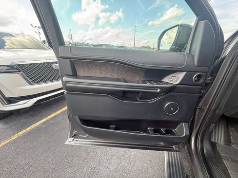 Used 2021 Ford Expedition Max Limited AWD/4WD image 11