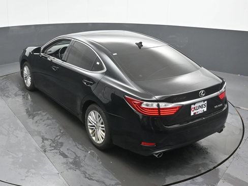 Used 2013 Lexus ES 350 w/ Luxury Pkg FWD image 35